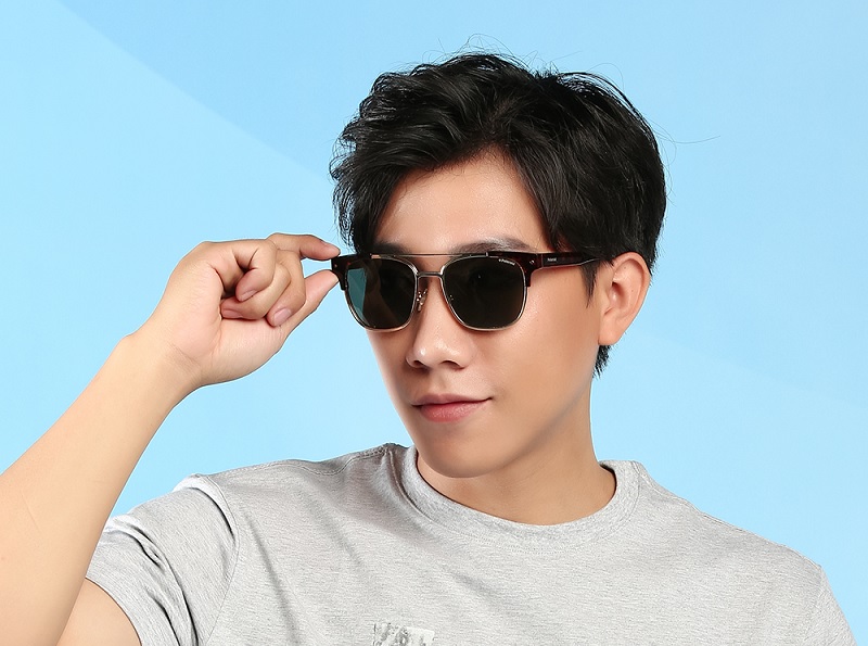Sở hữu bộ khung màu nâu đồi mồi lạ mắt